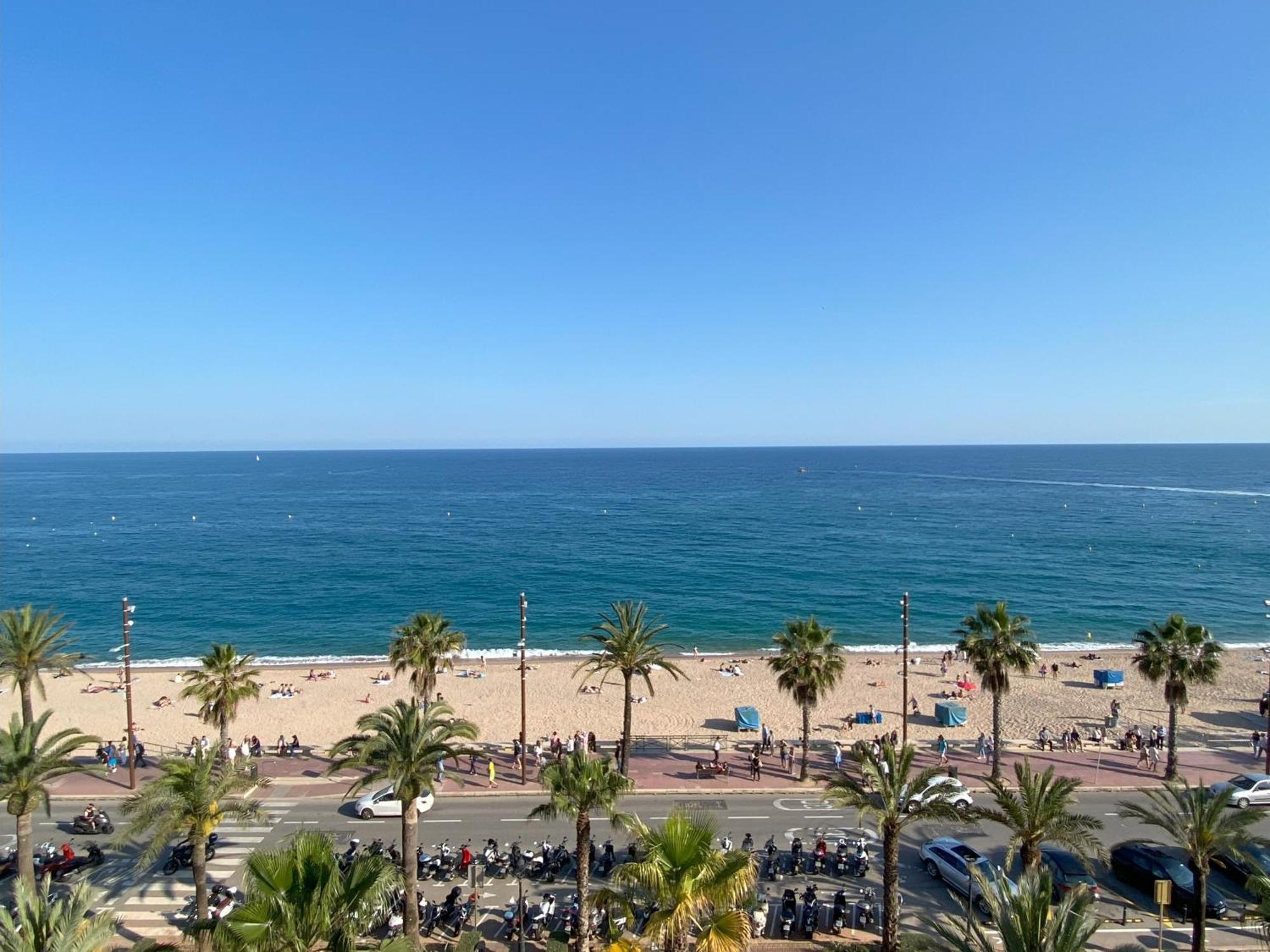 Mediterranean Apartment In Lloret De Mar Next To The Sea Exteriör bild