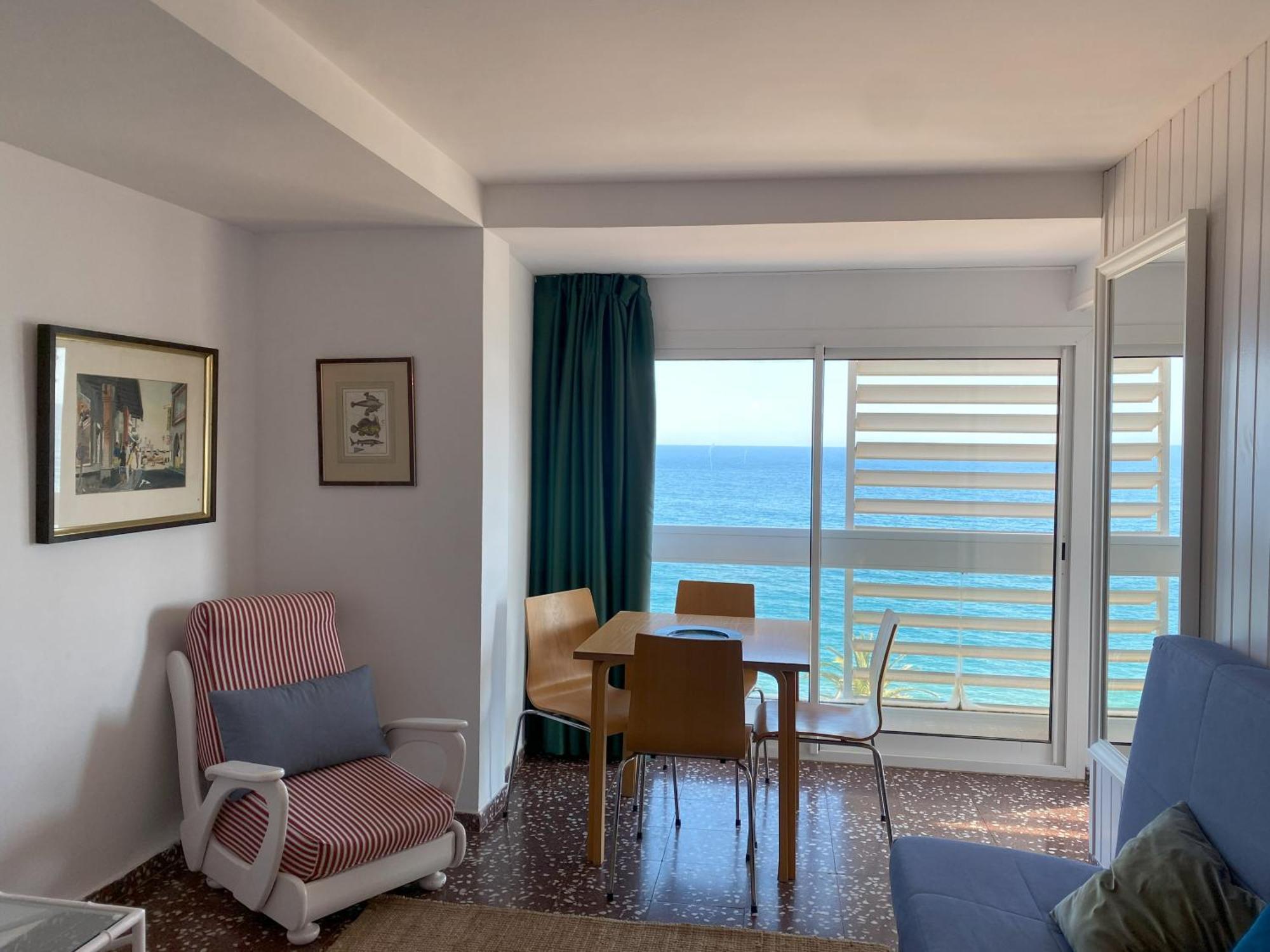 Mediterranean Apartment In Lloret De Mar Next To The Sea Exteriör bild